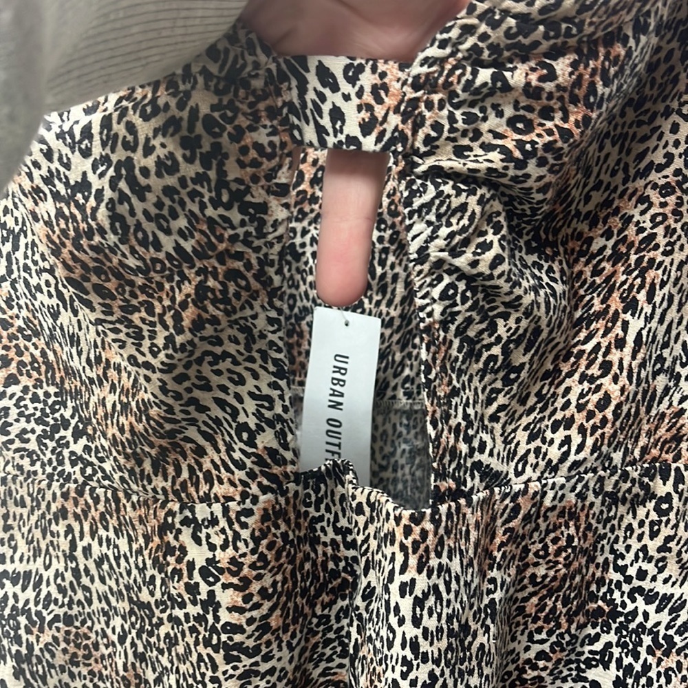 Urban Outfitters Front Cutout Side Zip Cheetah Dress-S - Picture 4 of 6